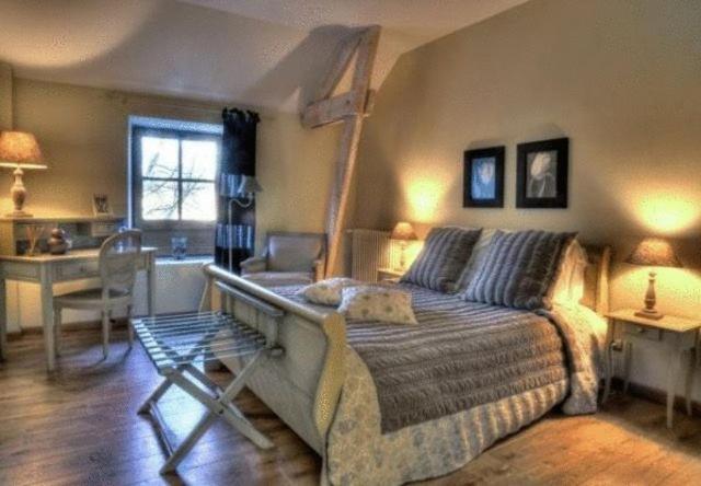 Chateau De Charge Hotel Tours Ngoại thất bức ảnh