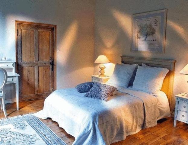 Chateau De Charge Hotel Tours Ngoại thất bức ảnh
