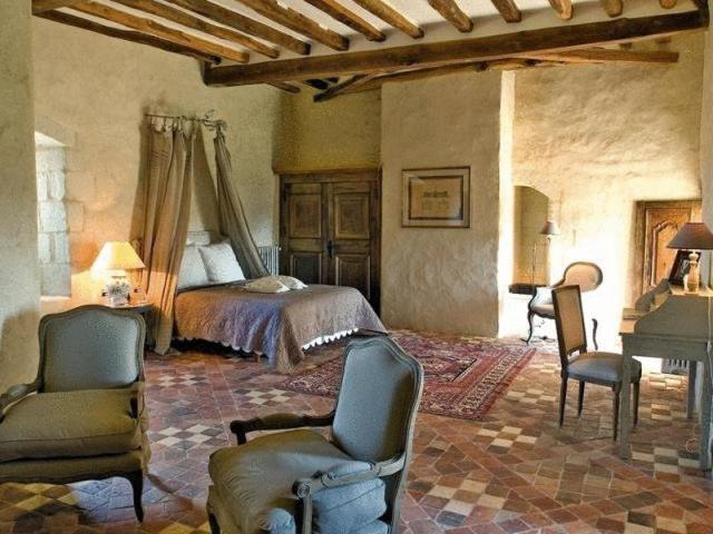 Chateau De Charge Hotel Tours Ngoại thất bức ảnh